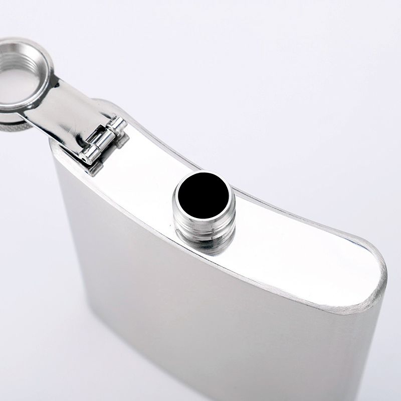 8オンス 227 ミリリットル金属ステンレス鋼ヒップフラスコ - Wine Beer Spirits のレビューと価格