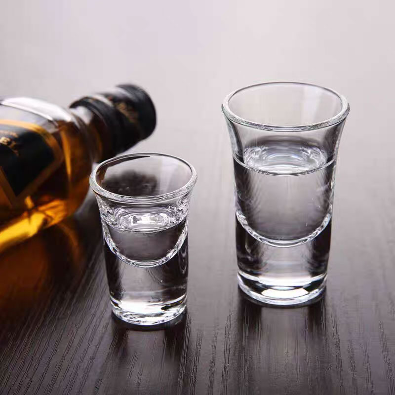 10 ミリリットル/15 ミリリットル白酒ゴブレットショット - Wine Beer Spirits のレビューと価格